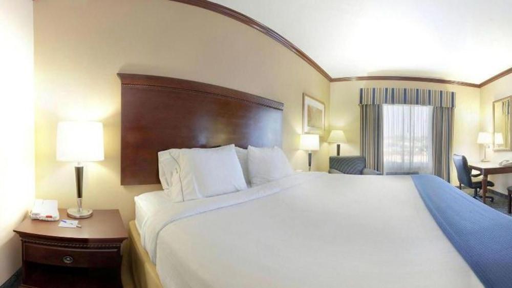 Holiday Inn Express Hotel And Suites Falfurrias Zewnętrze zdjęcie