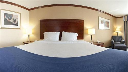 Holiday Inn Express Hotel And Suites Falfurrias Zewnętrze zdjęcie