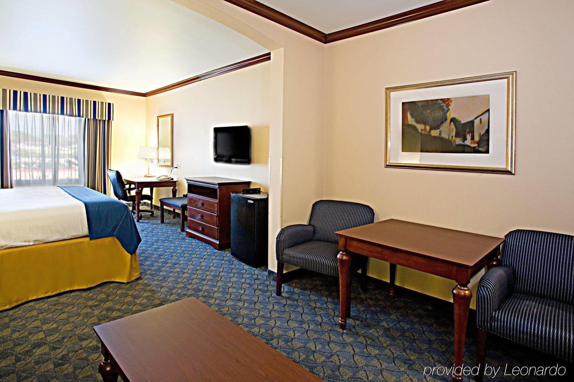 Holiday Inn Express Hotel And Suites Falfurrias Pokój zdjęcie