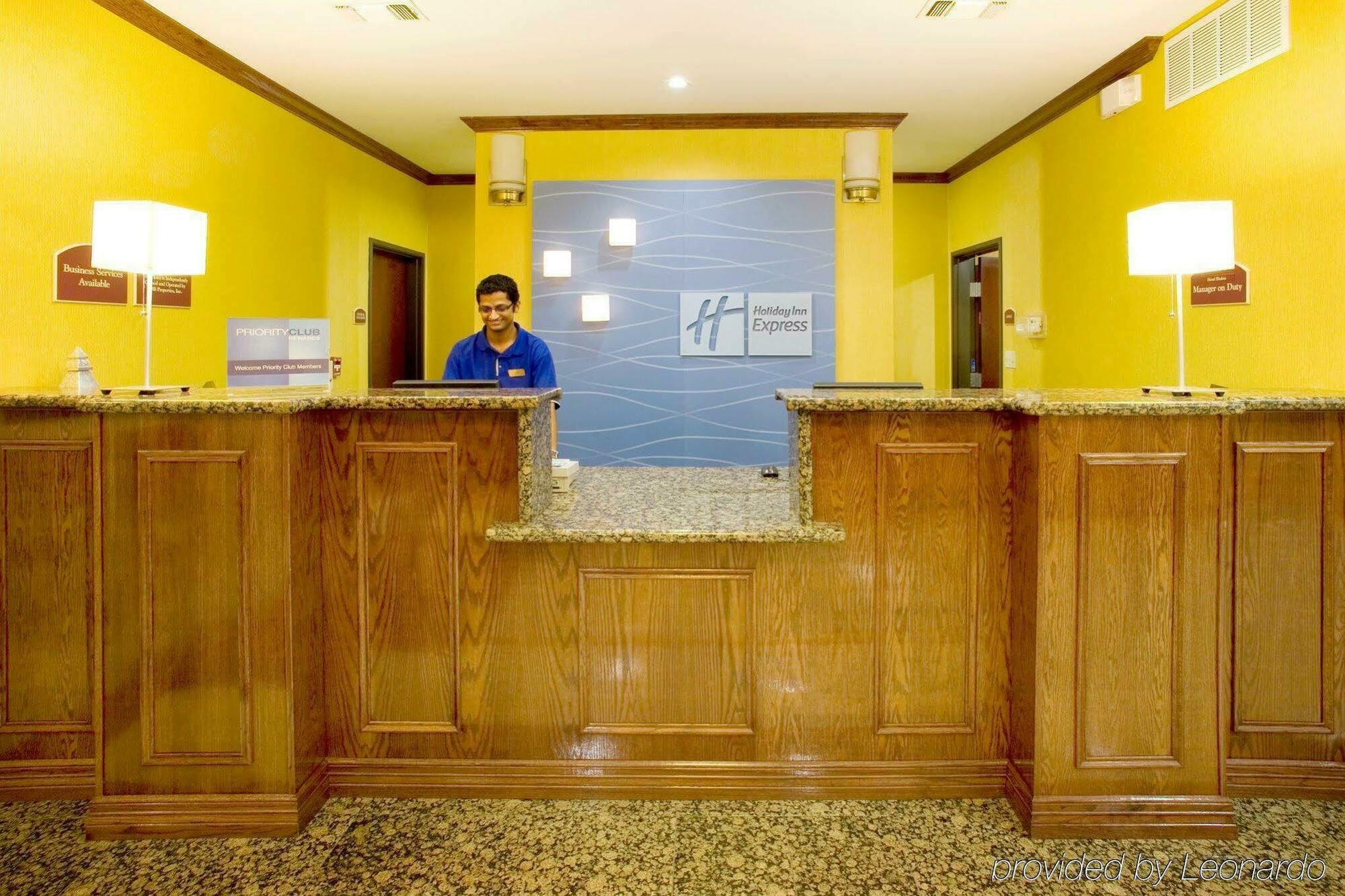 Holiday Inn Express Hotel And Suites Falfurrias Wnętrze zdjęcie